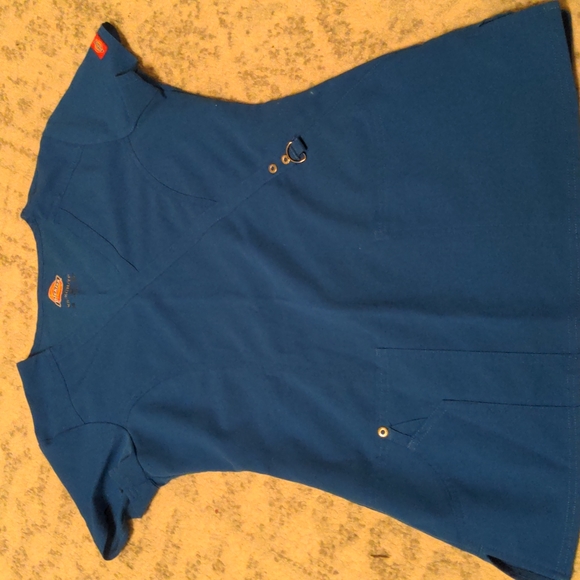 Dickies scrub set - Picture 2 of 4